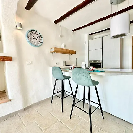 Hostdomus - Apartment Varigotti